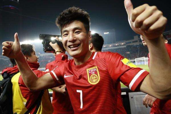  拉齐奥锋线双星联手轰入四球  