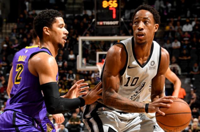  穆雷末节15分，马刺逆转战胜鹈鹕  